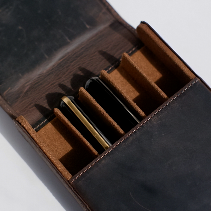 Eng Leather Co. - 5 Pen Hard Case Dark Brown - Papier Plume