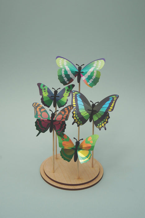 Assembli Butterfly Set green on stand 2
