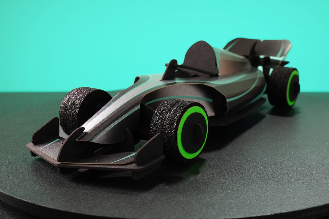 Assembli Race Car carbon silver front zoom