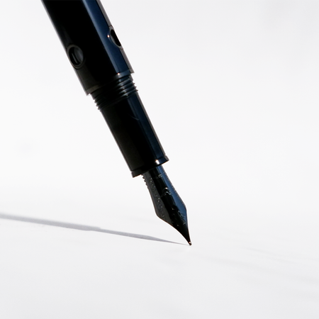 Narwhal - Nautilus - Fountain Pen - Black - Papier Plume