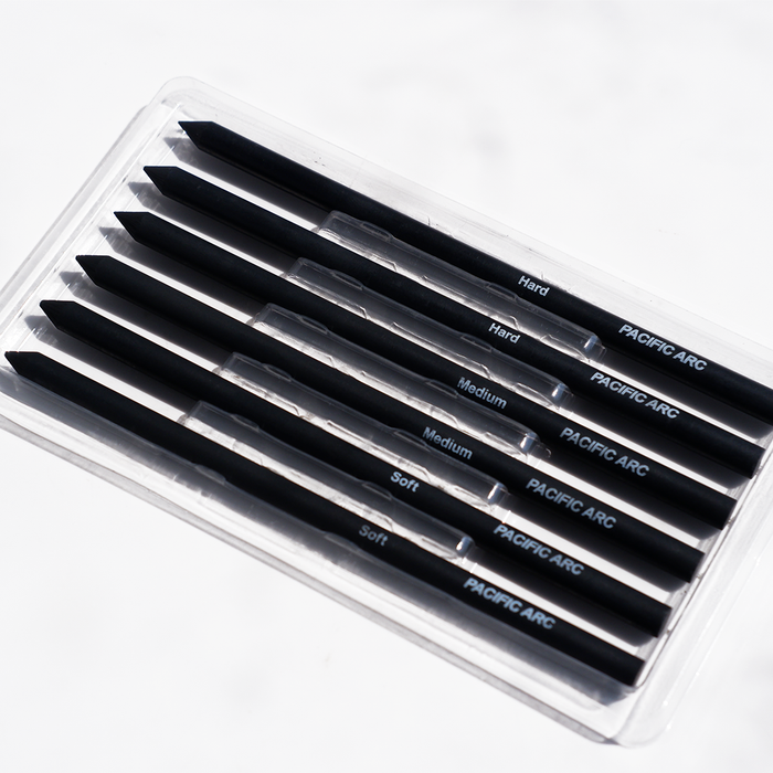 Pacific Arc - Lead - Charcoal 5.6mm - Papier Plume