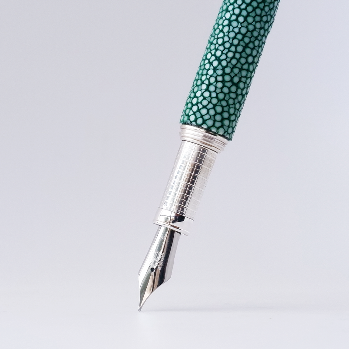Grifos - Stingray Leather Green - Fountain Pen - Papier Plume