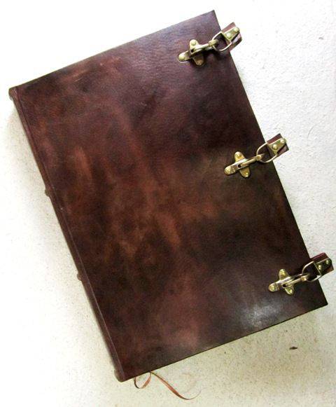 Hard Cover, Leather Bound Buckled Sketching Journal - Papier Plume