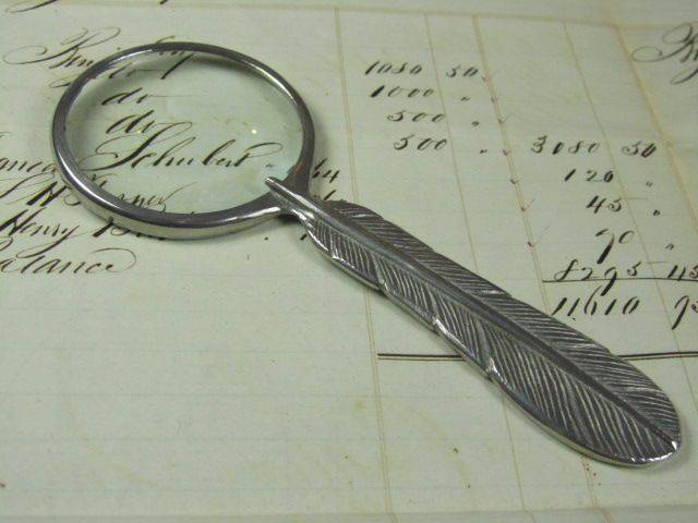 Small Magnifying Glass with Handle - Feather - Papier Plume