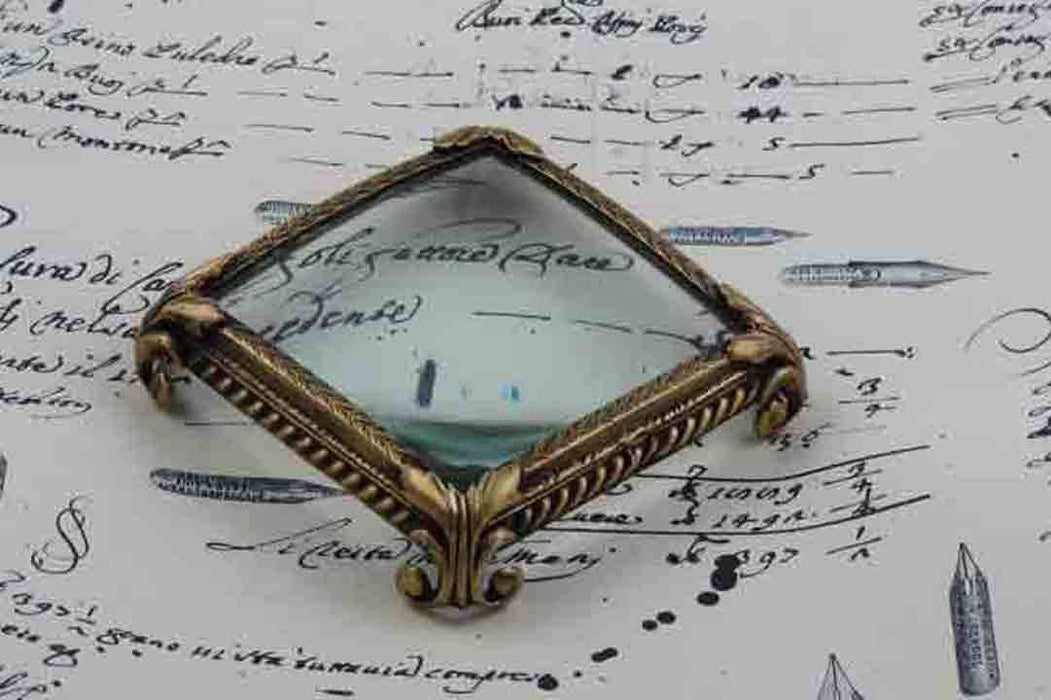 Large, Magnifying Glass on Feet, Square - Papier Plume